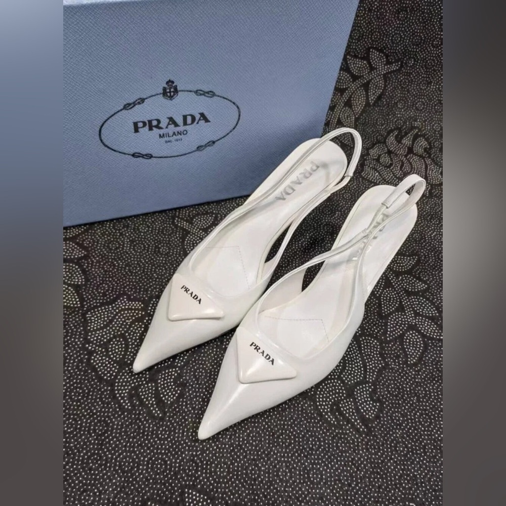 🎉🎉🎉Prada Women's Heel